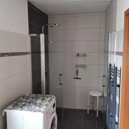 Am Stadtrand Garz Ruegen Apartment *