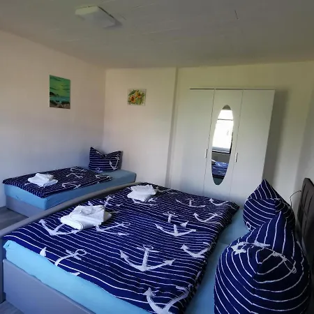 Apartamento Am Stadtrand Garz Ruegen Garz (Rugen)