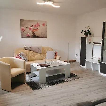 Am Stadtrand Garz Ruegen Apartamento