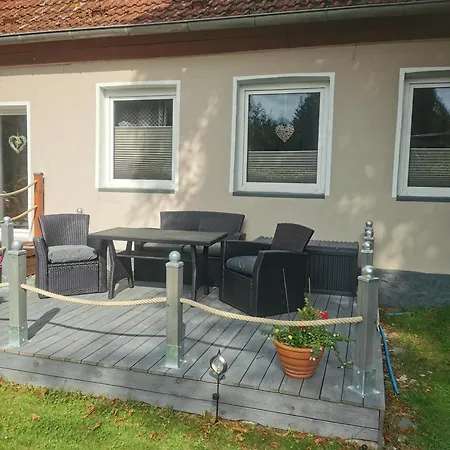 Am Stadtrand Garz Ruegen アパート *